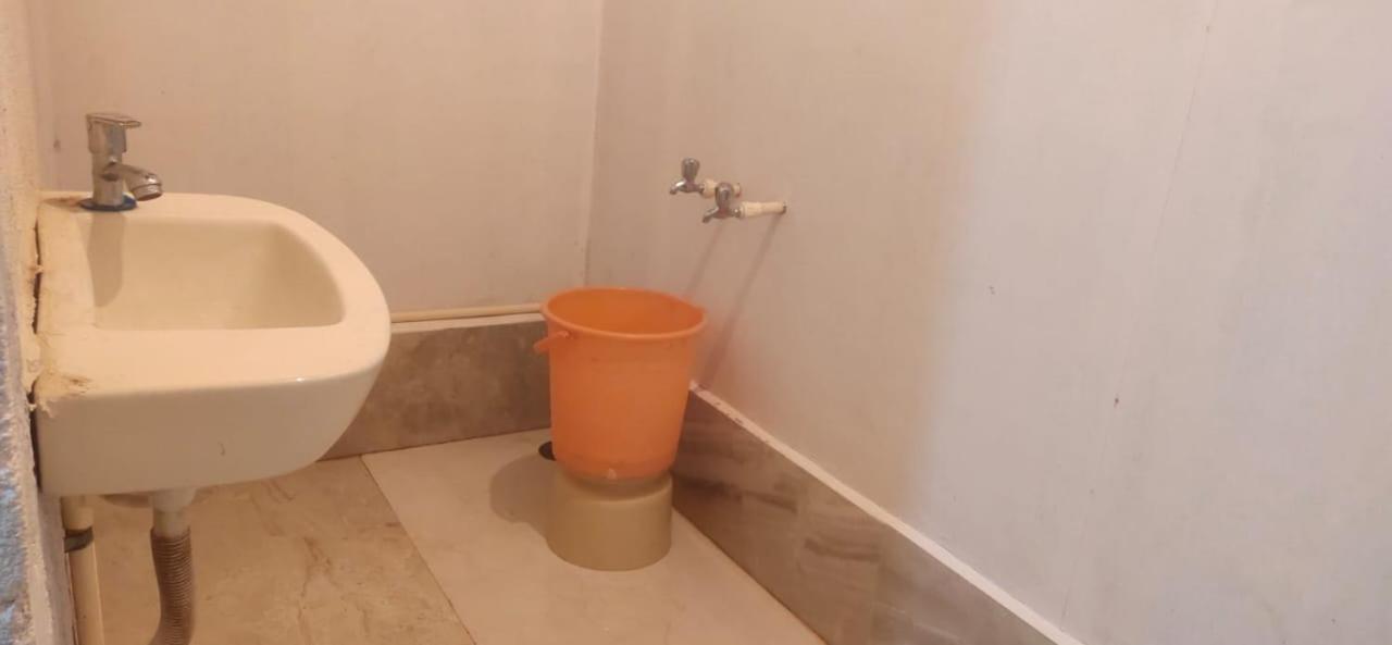 Hotel Hilltone- Matheran Kültér fotó