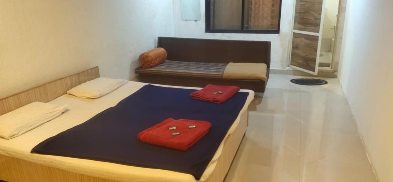 Hotel Hilltone- Matheran Kültér fotó