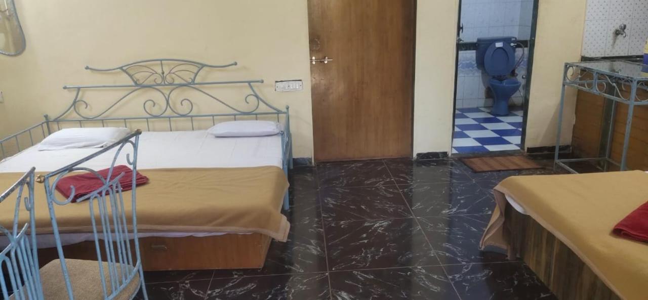 Hotel Hilltone- Matheran Kültér fotó