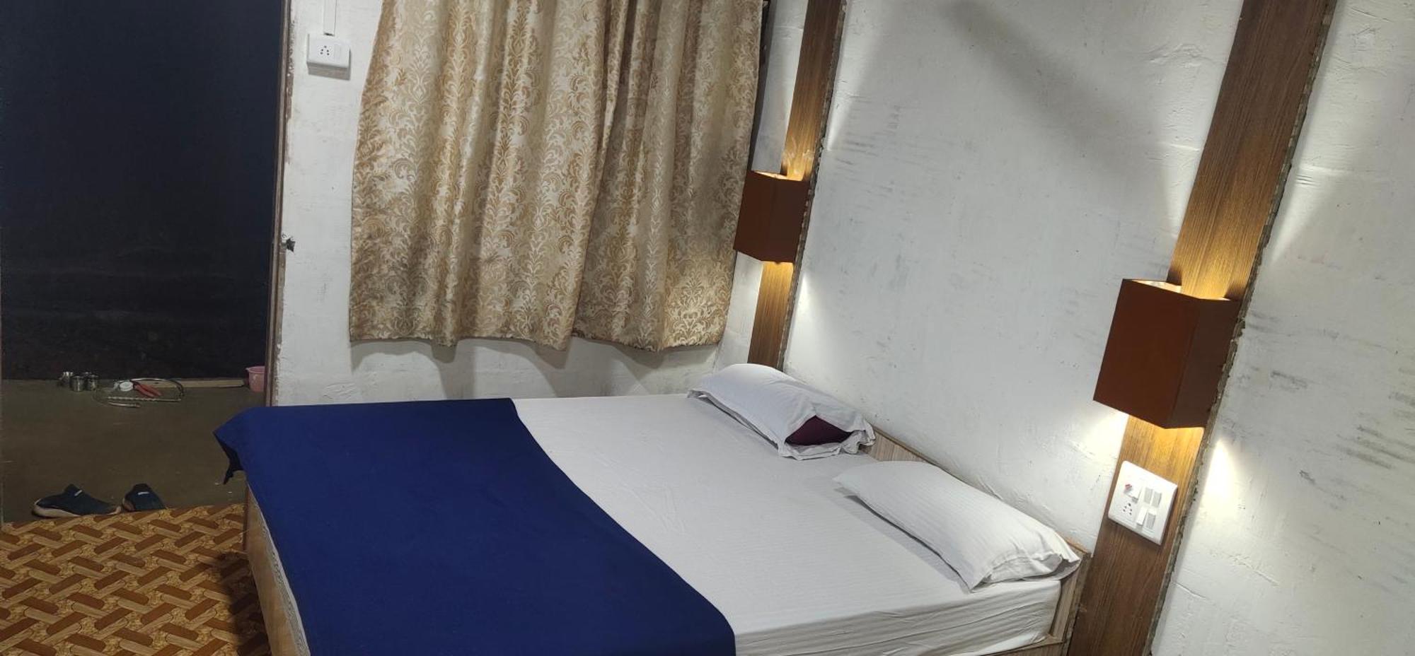 Hotel Hilltone- Matheran Kültér fotó