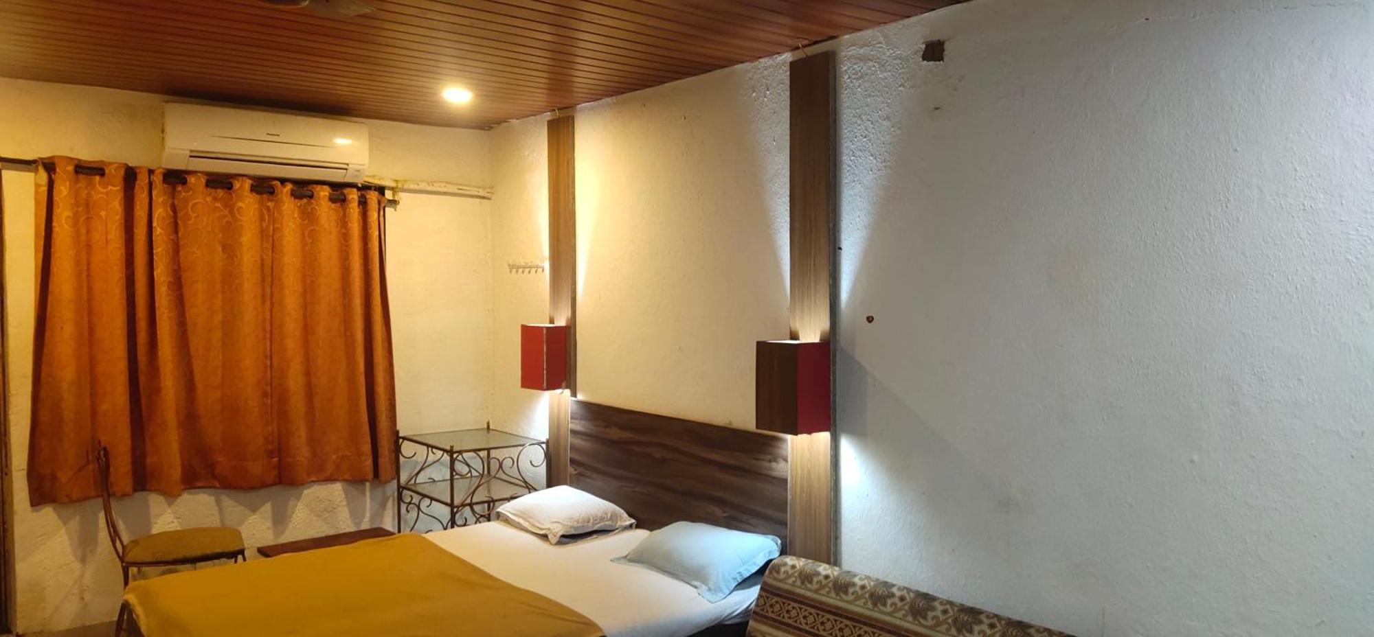 Hotel Hilltone- Matheran Kültér fotó