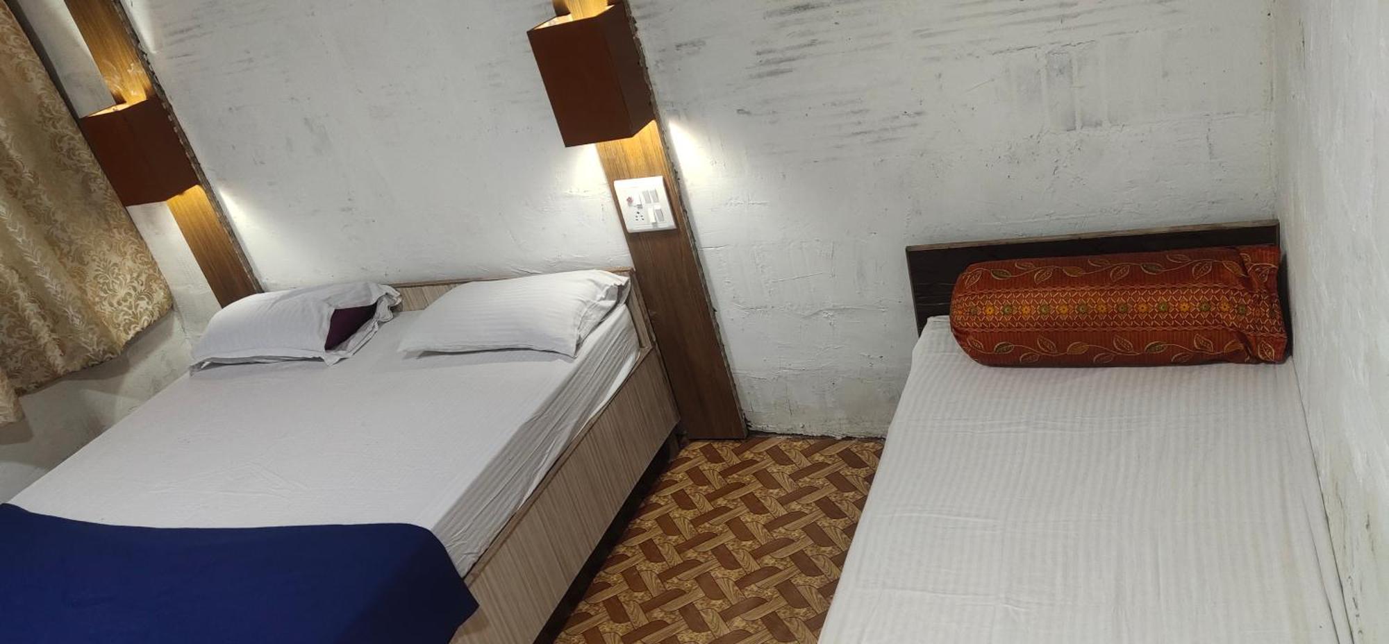 Hotel Hilltone- Matheran Kültér fotó